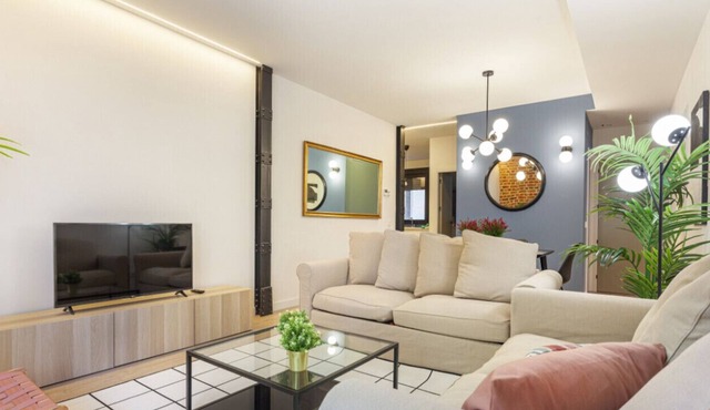 4 Ways VII apartment in Madrid