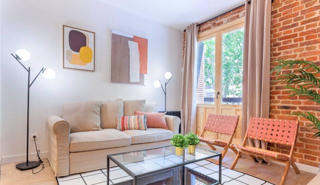 4 ways XI apartment in Madrid