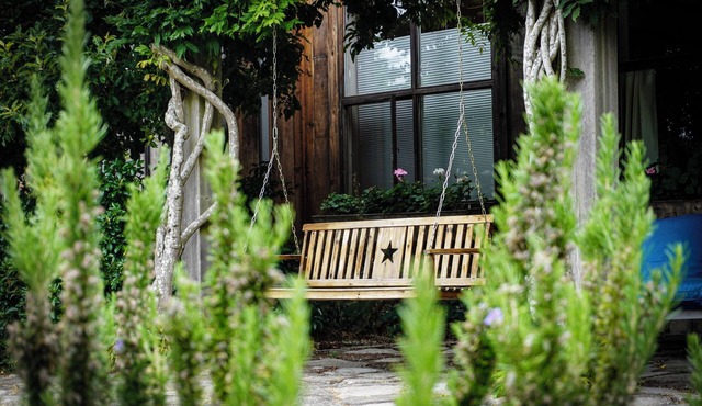 40 Acre Estate, Beach Access, Horses, Sleeps up to 6 on Vashon Island