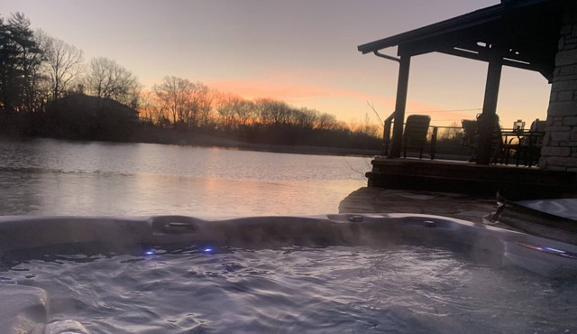 40% discount Feb 5th-9th Book it while its HOT! and relax in the hot tub