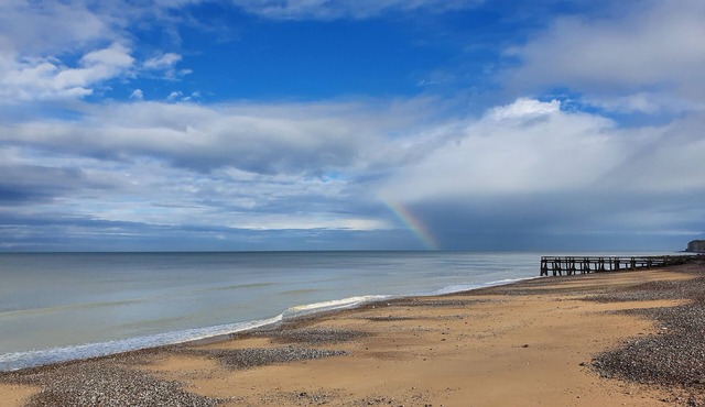 40 m2 flat, sea view, 2 minutes' walk from the beach and shops