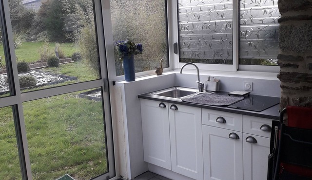 40 m2 of comfort and calm 20 mn from Guidel, Pont Aven and Lorient beaches.