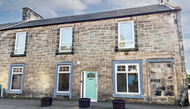 40 MAIN STREET, family friendly, country holiday cottage in Aberdour