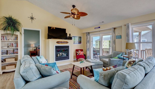 40 STEPS to the beach. 4bdrm home, dog friendly, decks, ocean views