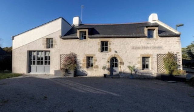 400 metres from the sea and the beach (golfe du morbihan) Magnificent farmhouse