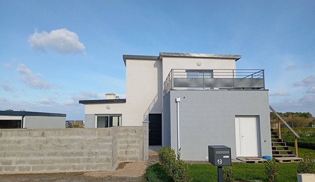 400m from the beach, apartment in a pleasant setting