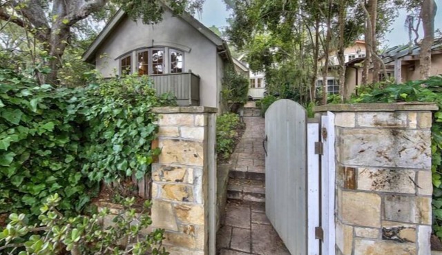 4018 Holly House - Charming Carmel-by-the-Sea Home