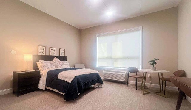 403 Modern Brand New Studio Apartment