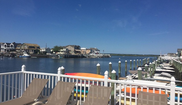 405 Retreat at Hall Harbor in STONE HARBOR on 96th St- Close to The Reeds