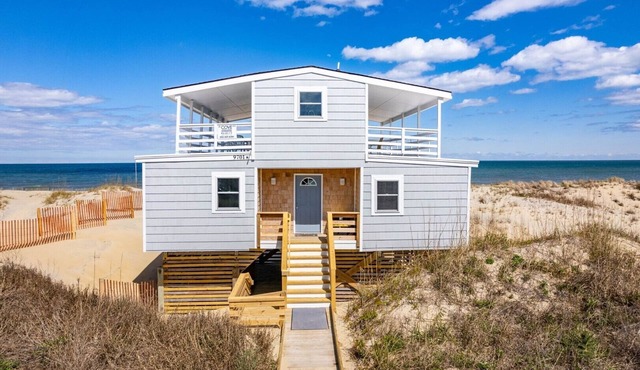 405 - South Nags Head Ocean-Front with Panoramic Ocean Views