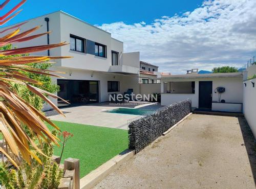 4097 - Villa contemporaine avec piscine