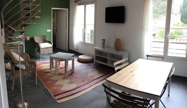 40m2 duplex, sleeps 4 in the heart of the village on the island of Porquerolles