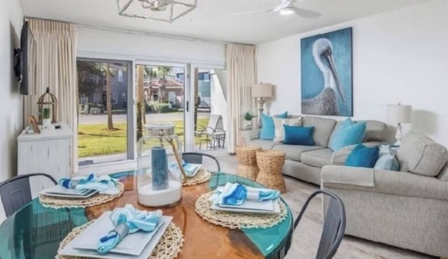 4108🏖️NEW LUXURY REMODEL!☀️Sleeps 6! Ground Floor-Beach Service-Pickleball-2Pools!