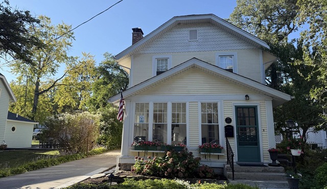 418 E. Third In Lakeside