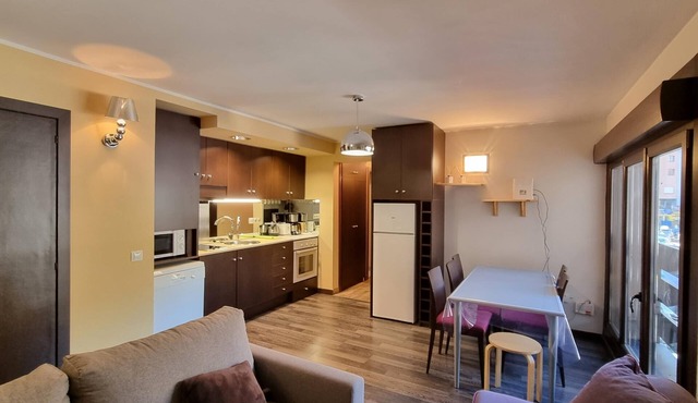 42 RESIDENCIA - APT 2 HAB - PAS DE LA CASA-008165