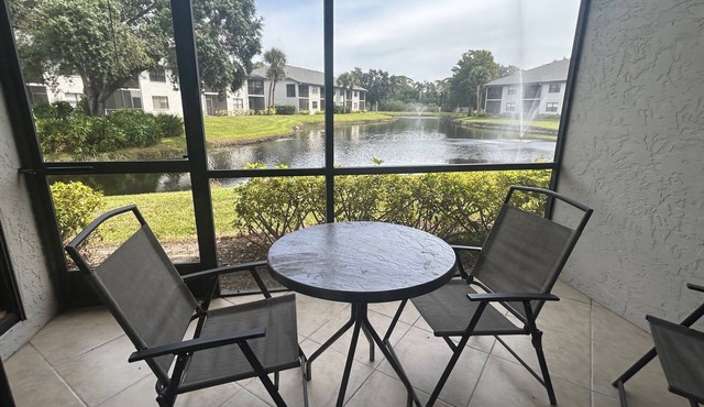 4203 -Charming 2-bedroom condo with gorgeous view - near beaches and IMG Academy