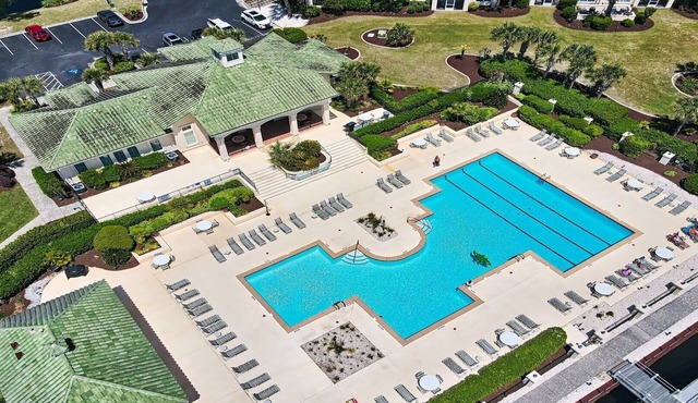 427 Edgewater - Barefoot Resort Rentals