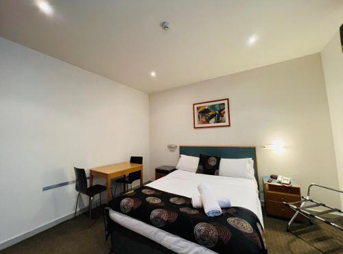 438 entire 1BR exHotel Room in the heart of city