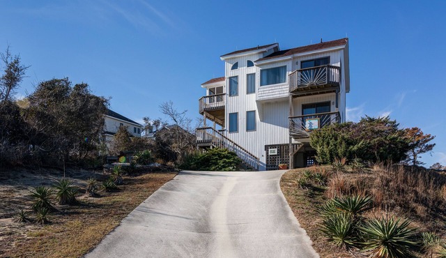 4420 - Sea Elegance, Soundside home with community pool and tennis, and screened porch