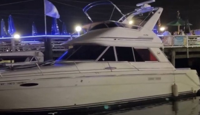 45 foot yacht with heat! 2 bedroom apartment inside with 2 TVs and full kitchen.