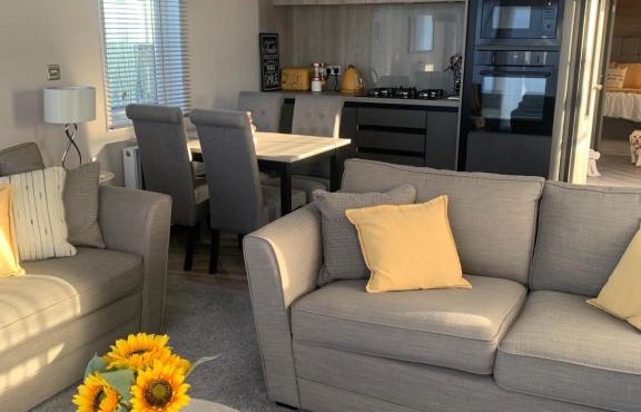 46 NW Lilliardsedge Holiday Park & Golf Course