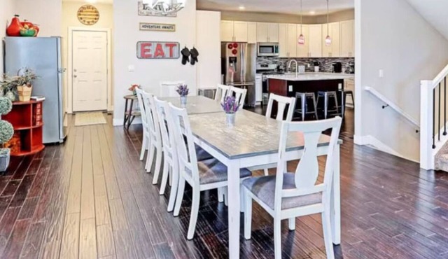 4600sqft Retreat, MtnView, Hot Tub, Decks, Games