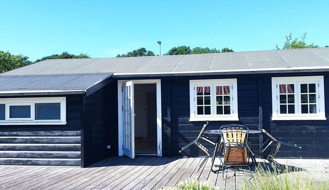 47 m2 lovely summer house for 4 people close to the beach and the city centre
