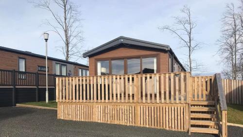 47 Northwood, Lilliardsedge