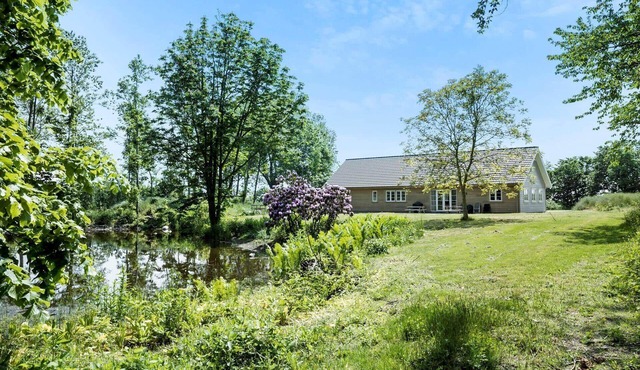 4757 Aakirkeby - Sosevejen 23
