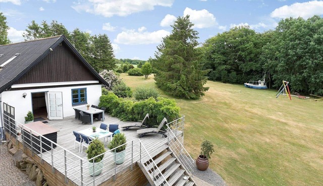 4761 Aakirkeby - Højlyngsvejen 12