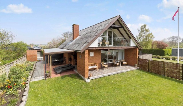 4779 Rønne - Søndre Løkkevej 1