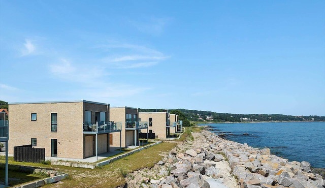 4796 Allinge - Havnevej 14 E