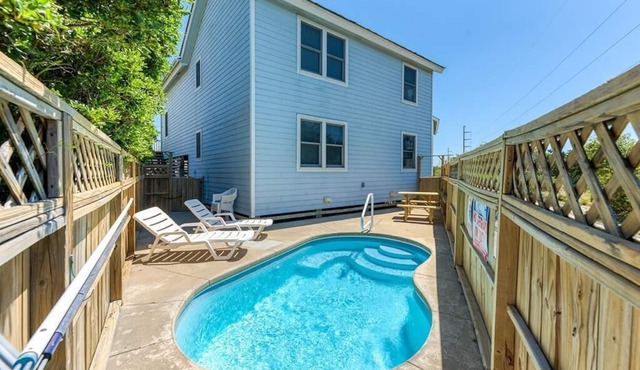 480 - Nags Head Rental with Hot Tub, Private Pool, & Close to the Beach!