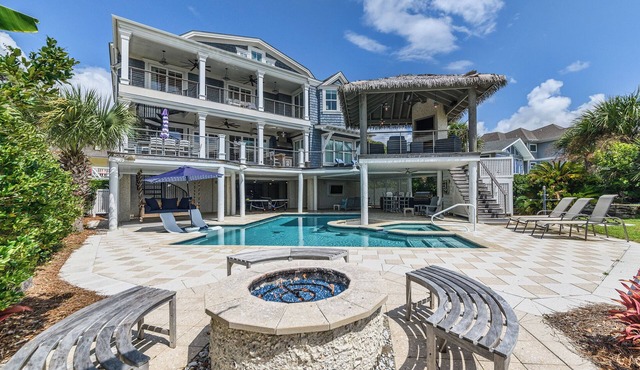 49 Dune Lane - Sweet Carolina, 8 Bedroom Oceanfront