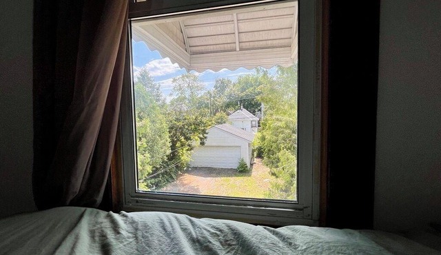 4B/1BA Cozy Eclectic House