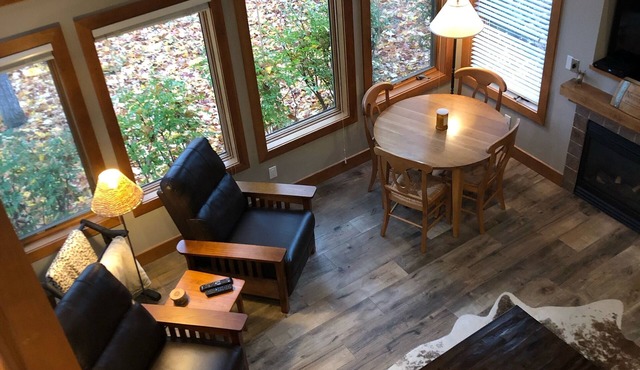 4B/4B TRUE SKI-IN/SKI-OUT Slopeside Condo @ Disciples Ridge - Fully Renovated