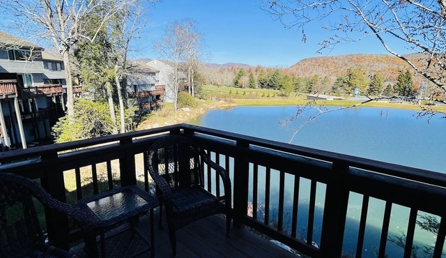 4B Condo Walking Distance to Tubing! Sleeps 10!
