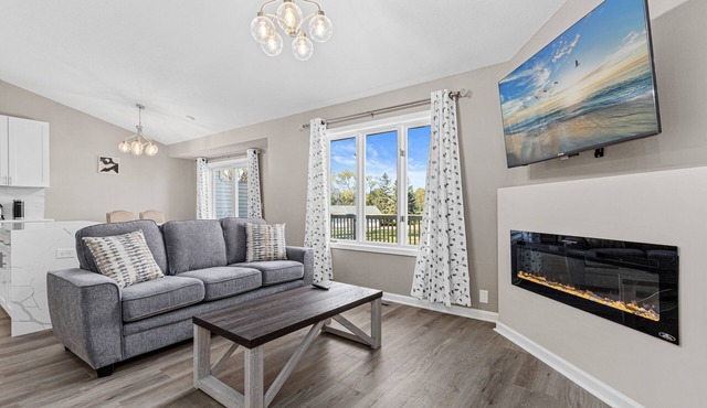 4B Modern Home in Eagan