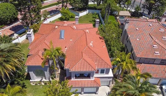 4B4B luxury home with 24hrs secuirity