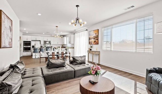 4bd/7 beds/Modern style/Elegant/comfortable