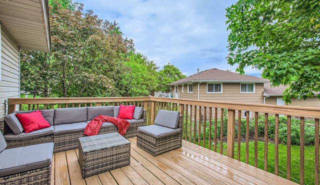 4bd Central Location: Patio - Games - Gym