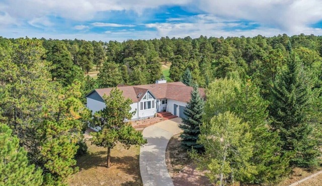 4BD Woodland Lodge Lg Deck, Backyard, & Pool Table