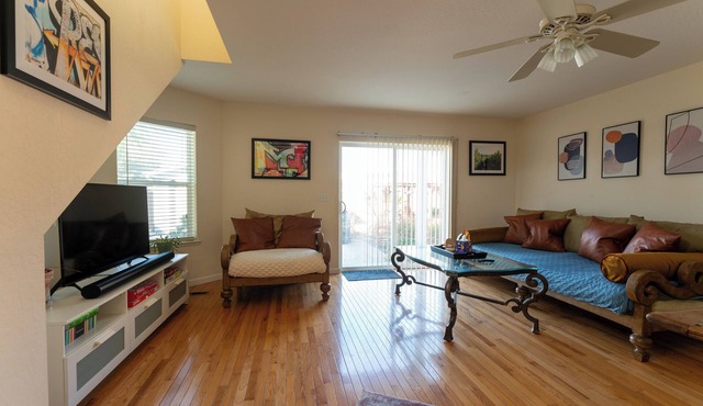 4BD3BA - Blue BART House - Gameroom - Gazebo - Fenced Yard - Walk to Grocery