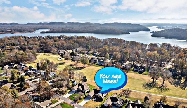 4bdr, 3ba home on the golf course in beautiful Tellico Village