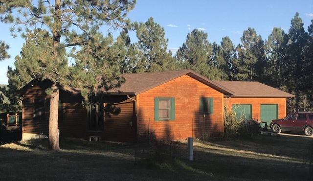 4bdr with a Beautiful Mountain View while relaxing in a Jacuzzi