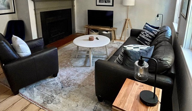 4Bdrm 2 Bath Gem Prime Location, Cozy & Convenient