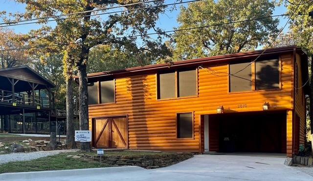4Bdrm Cabin Firepit Walk to Beach Pets Ok Texoma