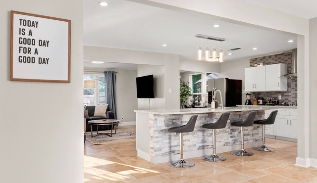 4Bdrm + Patio | Near Med Center Lackland Riverwalk