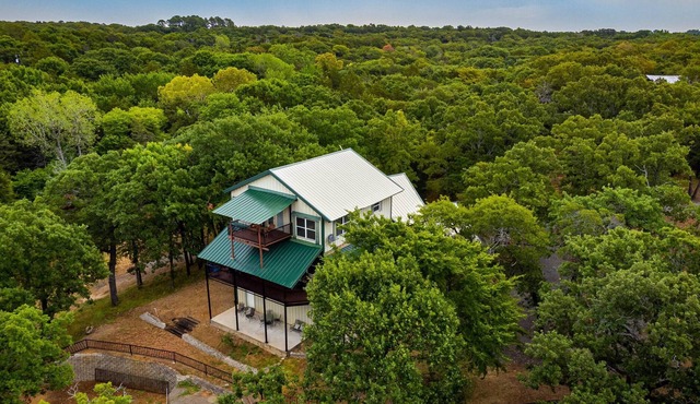 4Bdrm w/ Pool Table Fish & Swim at House Texoma