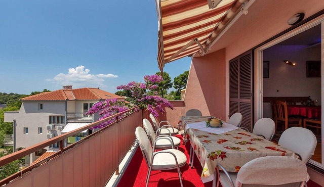 4Bedrooms FreeParking BigBalcony Apt Bugenvilija